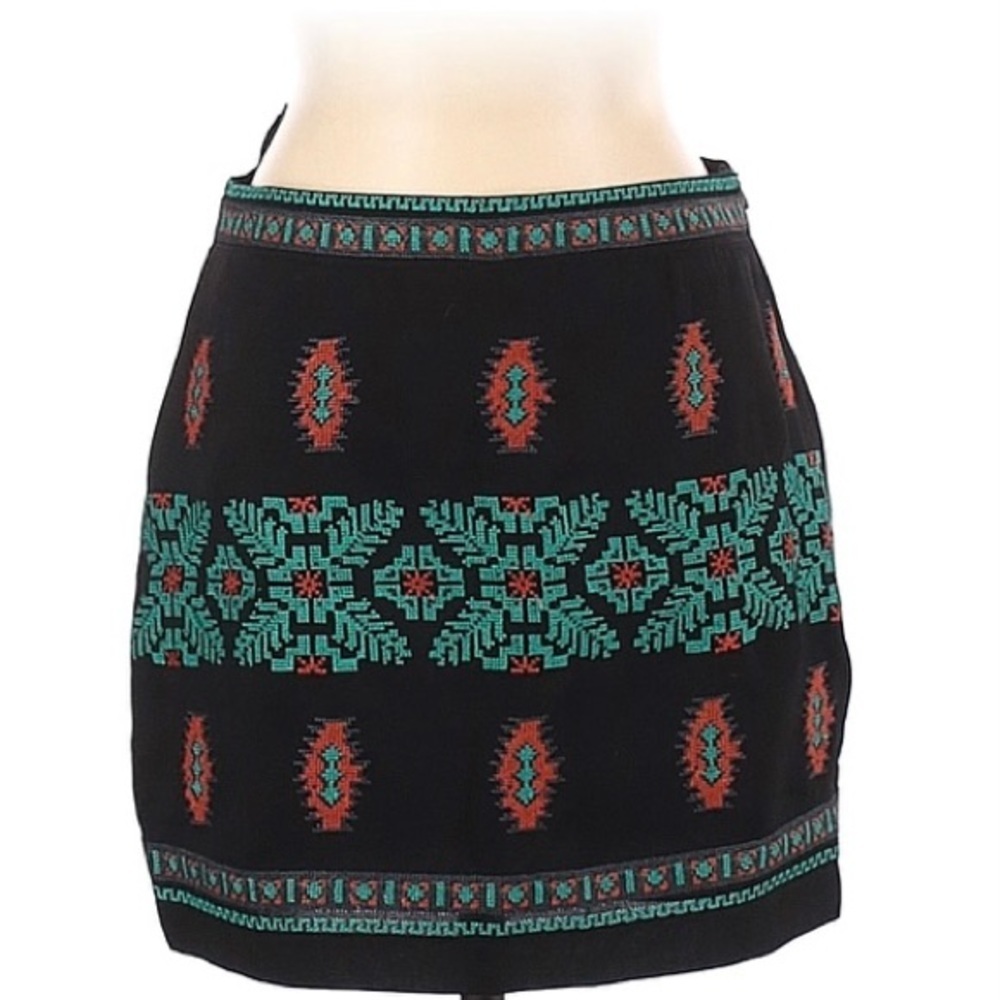 Los Angeles Embroidery Skirt - Picture 1 of 4
